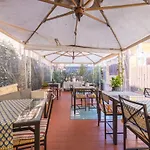 The Maisonette Couette-café Rome