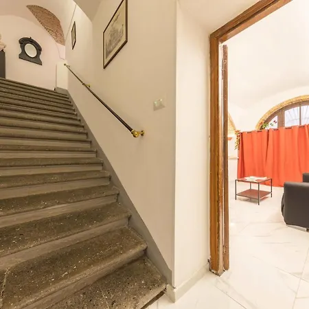 Oda ve Kahvaltı The Maisonette